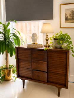 1960s Mid-Century Modern Walnut Dresser | Refinished | Delivery Available🚚