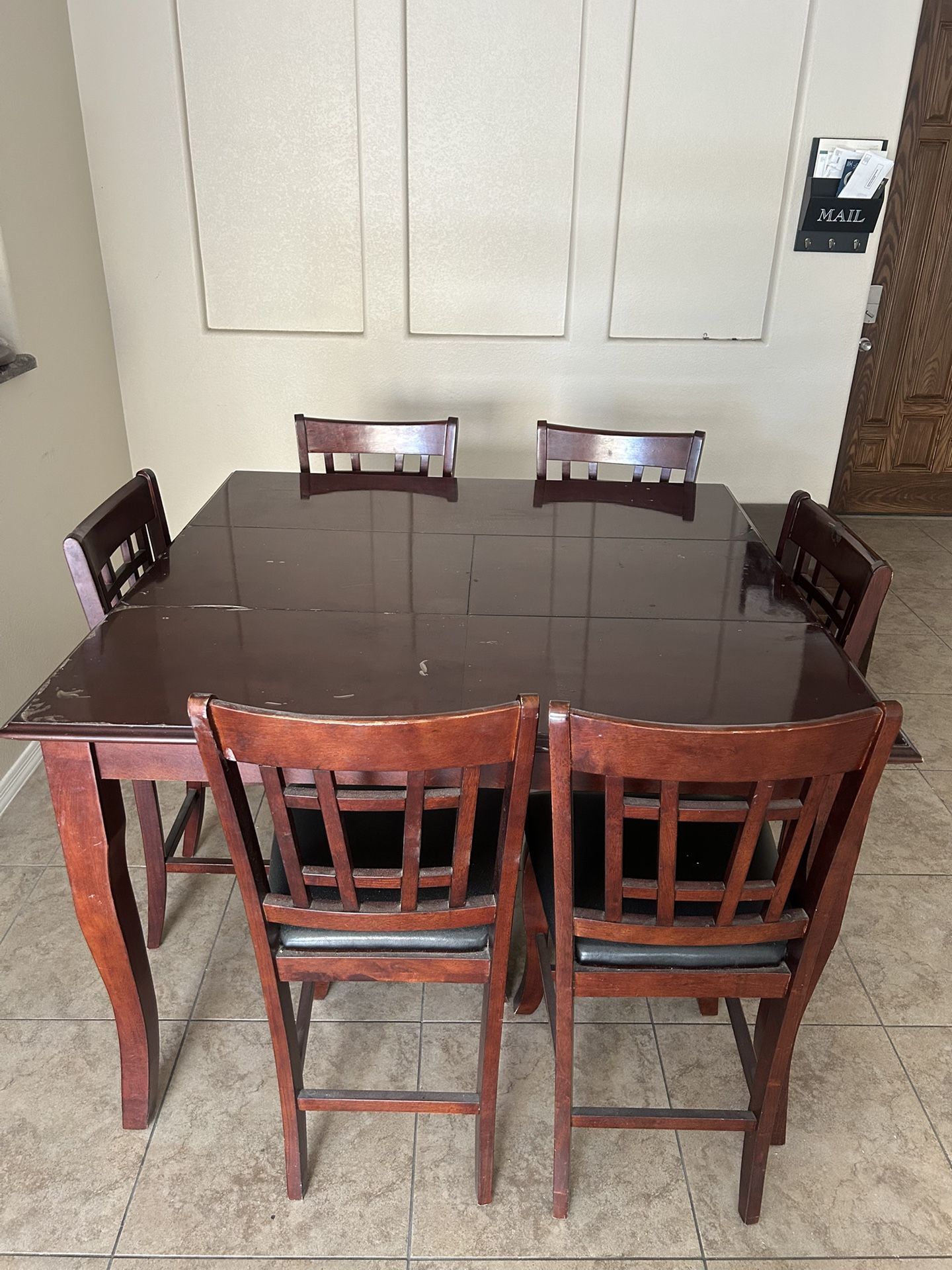 Dinning Room Table