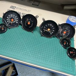 73-80 Chevy C10 Square body Gauges 