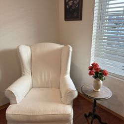 Ethan Allen Side Table 