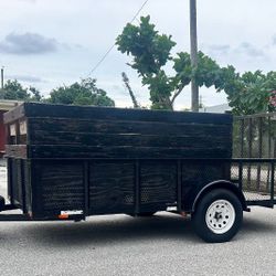 Utility trailer (Tropic Trailers) 