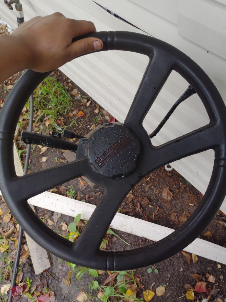 1993 Chevy Steering Wheel Column With Key