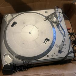 Ion Vinyl Record Player