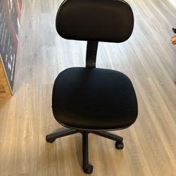 Black Desk Chair