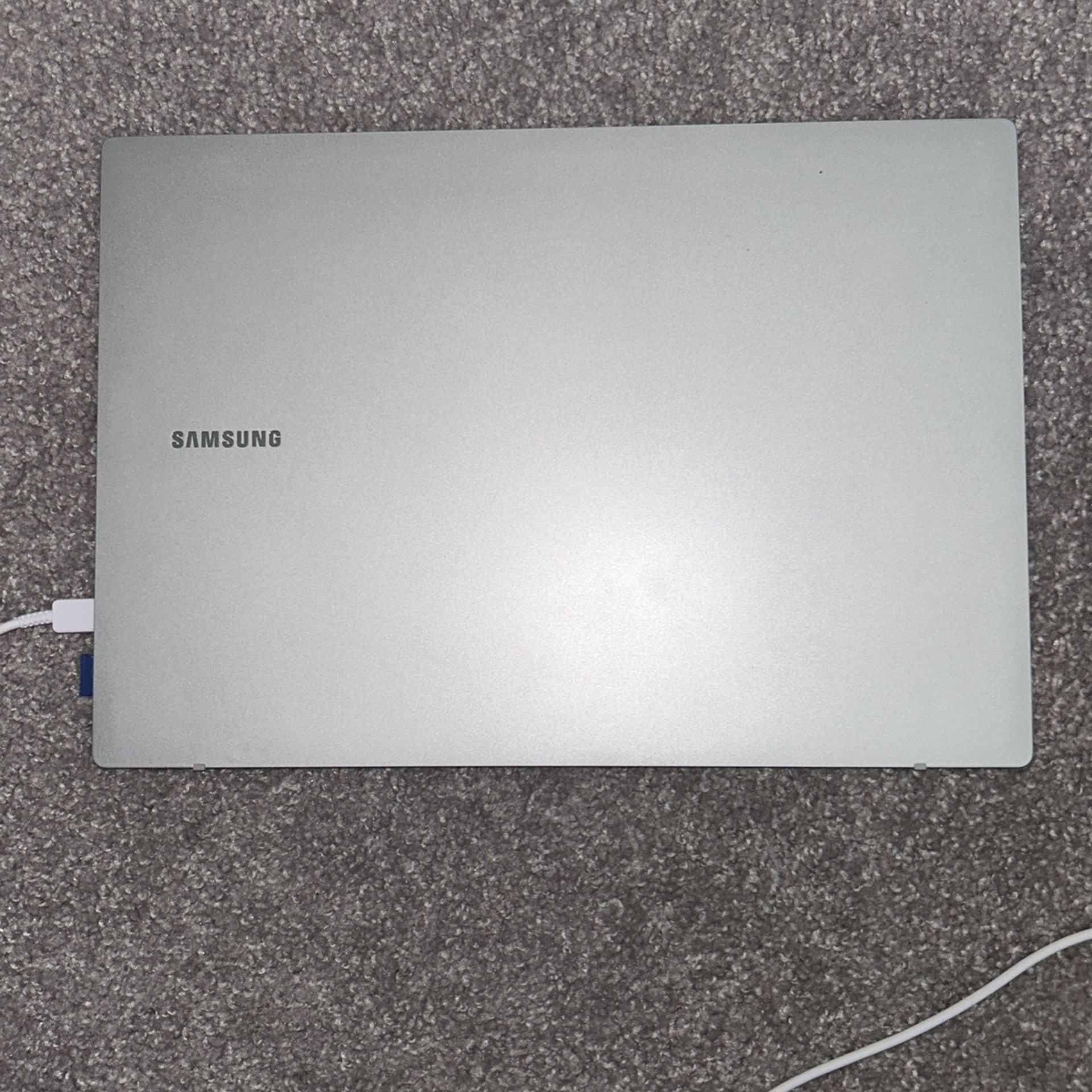 Samsung Galaxy Book 5G 14” Silver