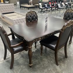 Dining Table Set