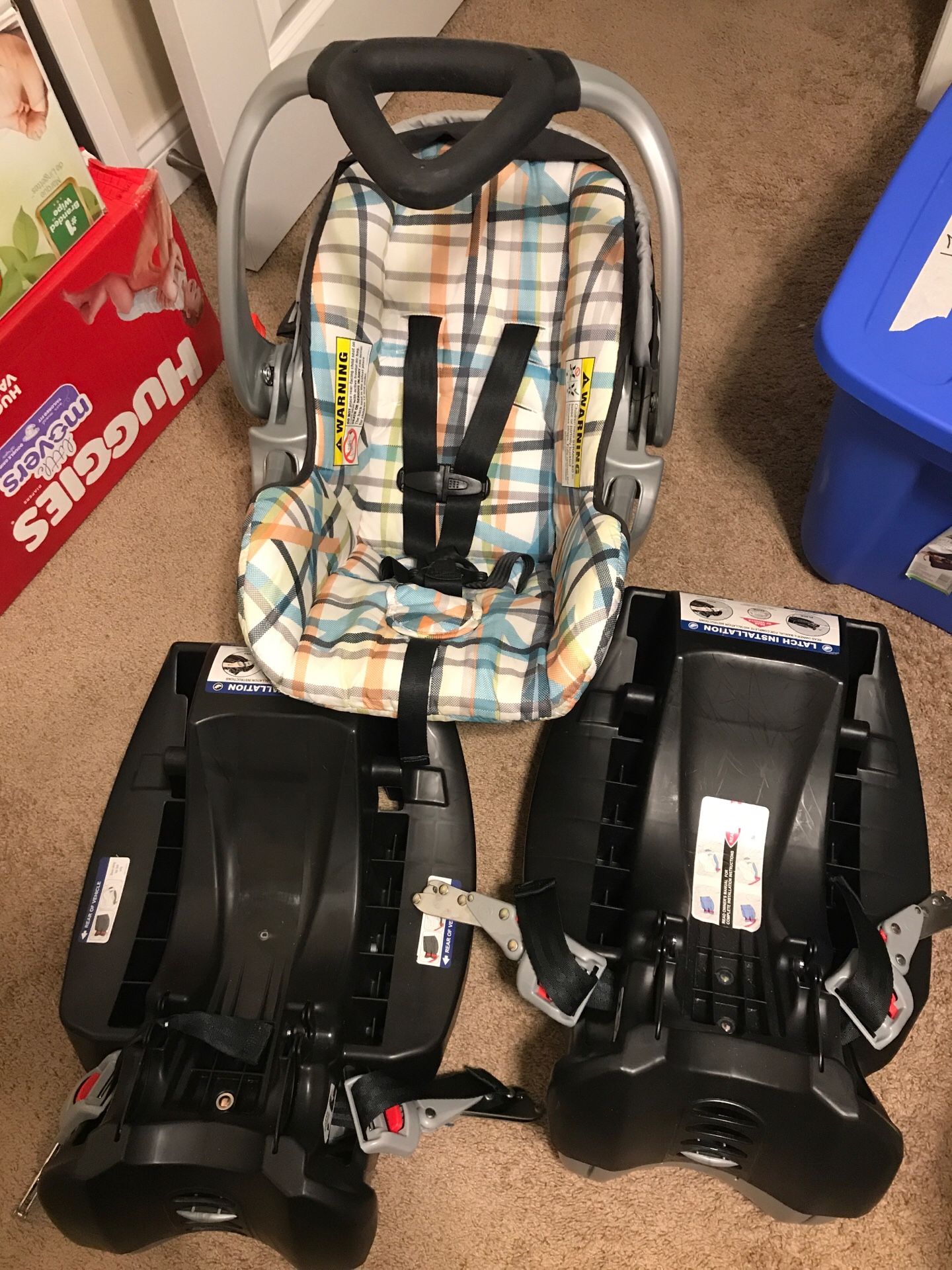 Baby Trend infant car seat with 2 bases