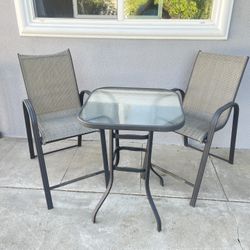 PUB HEIGHT PATIO TABLE AND CHAIRS 