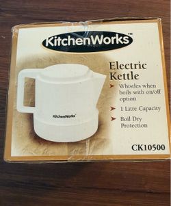 New With Tags Vintage KitchenWorks Electric Kettle