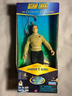 Star Trek Captain James T. Kirk Collector Edition Figure