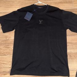 Black Louie V Shirt Lv