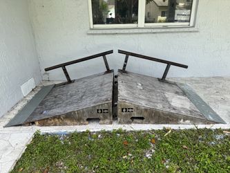 Skateboarding A - Frame ramp rail