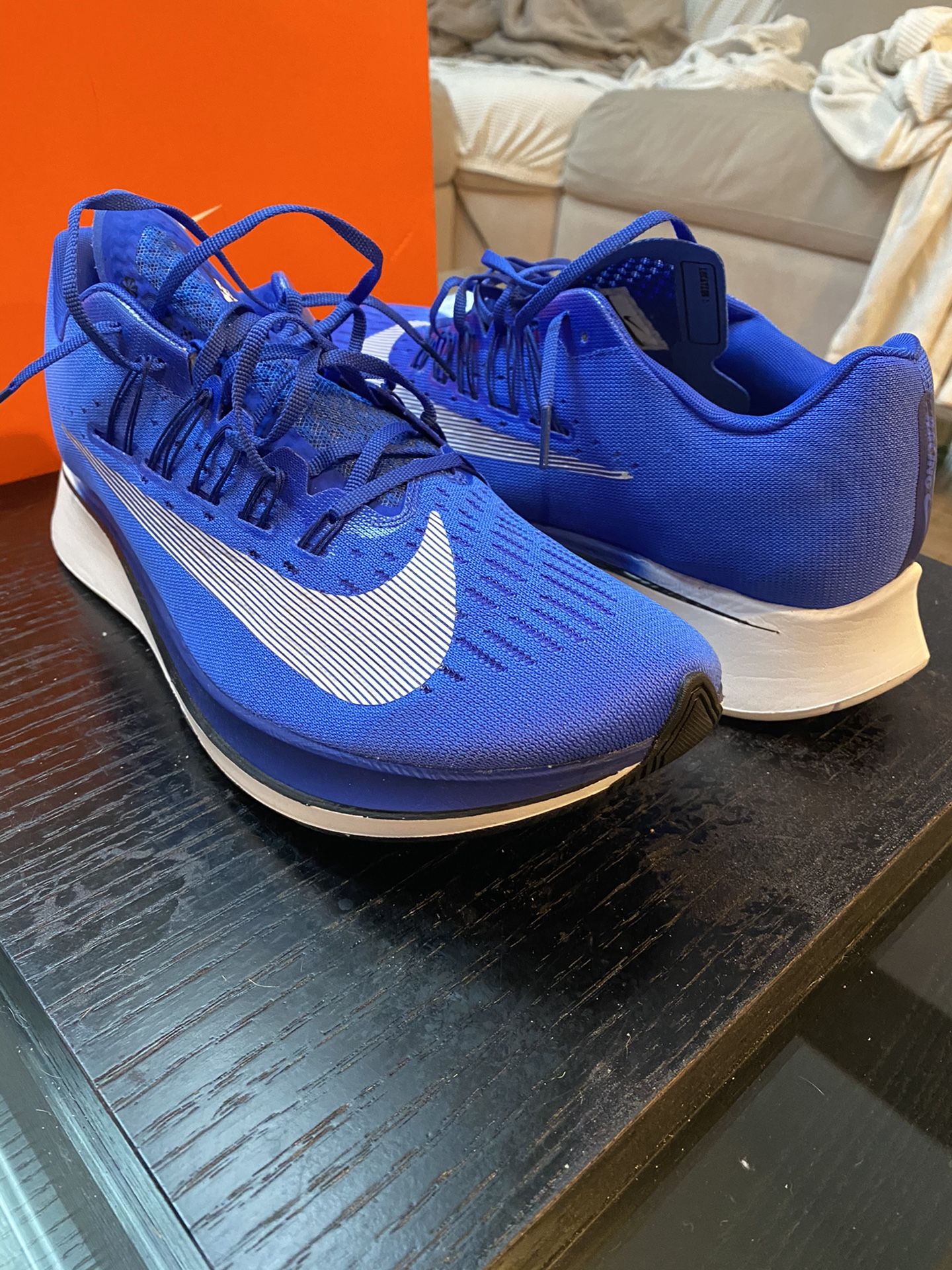 NIKE ZOOM FLY Size 13