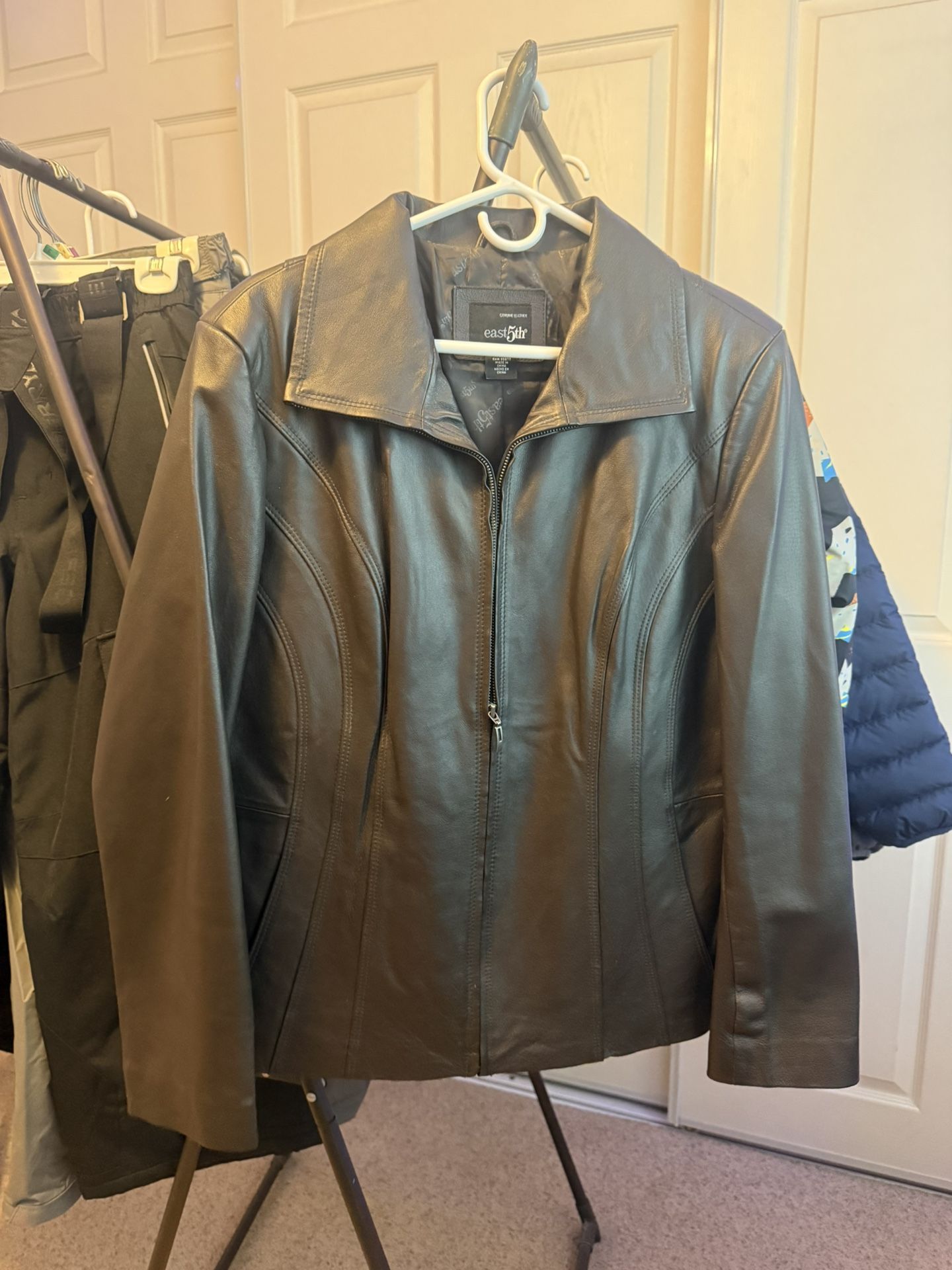 Women’s Leather Jacket