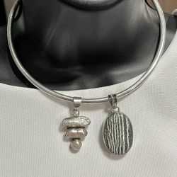  NOTE SILVER WT: Solid 925 Silver Choker W/2 Pendant Sliders**WT: 1.7oz NOT GRAMS 