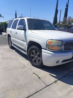 GMC YUKON DENALI