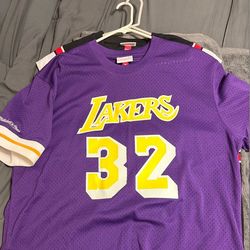 Magic Johnson Mitchell & Ness Jersey size (2XL)