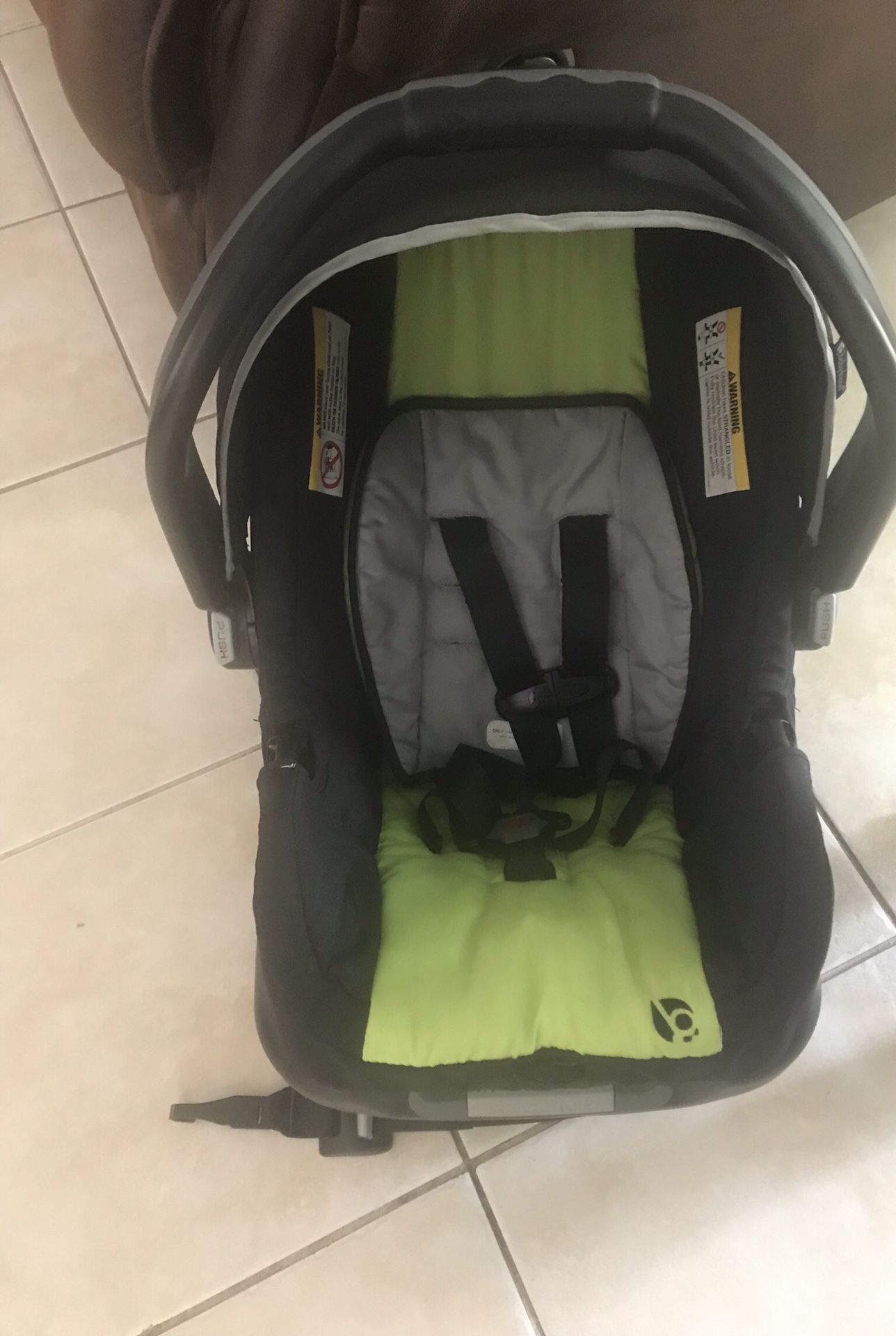 Baby Trend Jogging Stroller With Car Seat And Base.