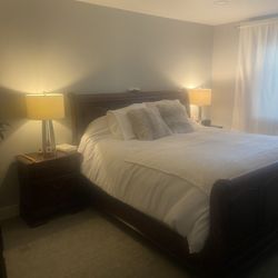 King size bedroom set 