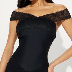 Lace Mini Dress ! Size Large-XL 
