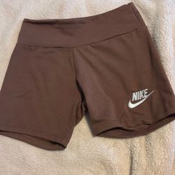brown shorts 