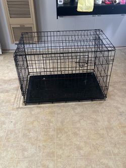 Med size dog kennel/crate