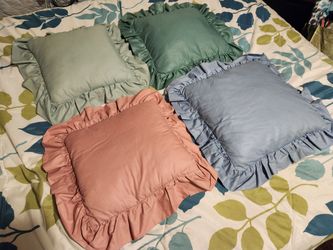 Vintage Martha Stewart K-Mart Ruffle Throw Pillow Set of 4