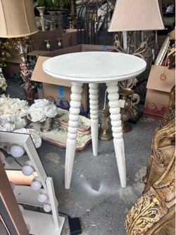 Wooden White Spindle Accent Table