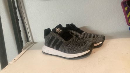 Adidas black and white