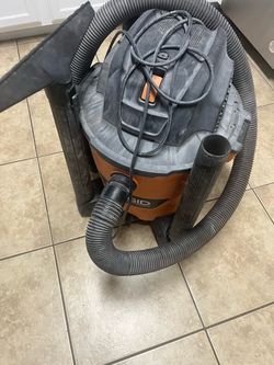 Shop vacuum