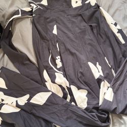 Gingham and Heels - Colorado Pantsuit - Black Floral - US 8 