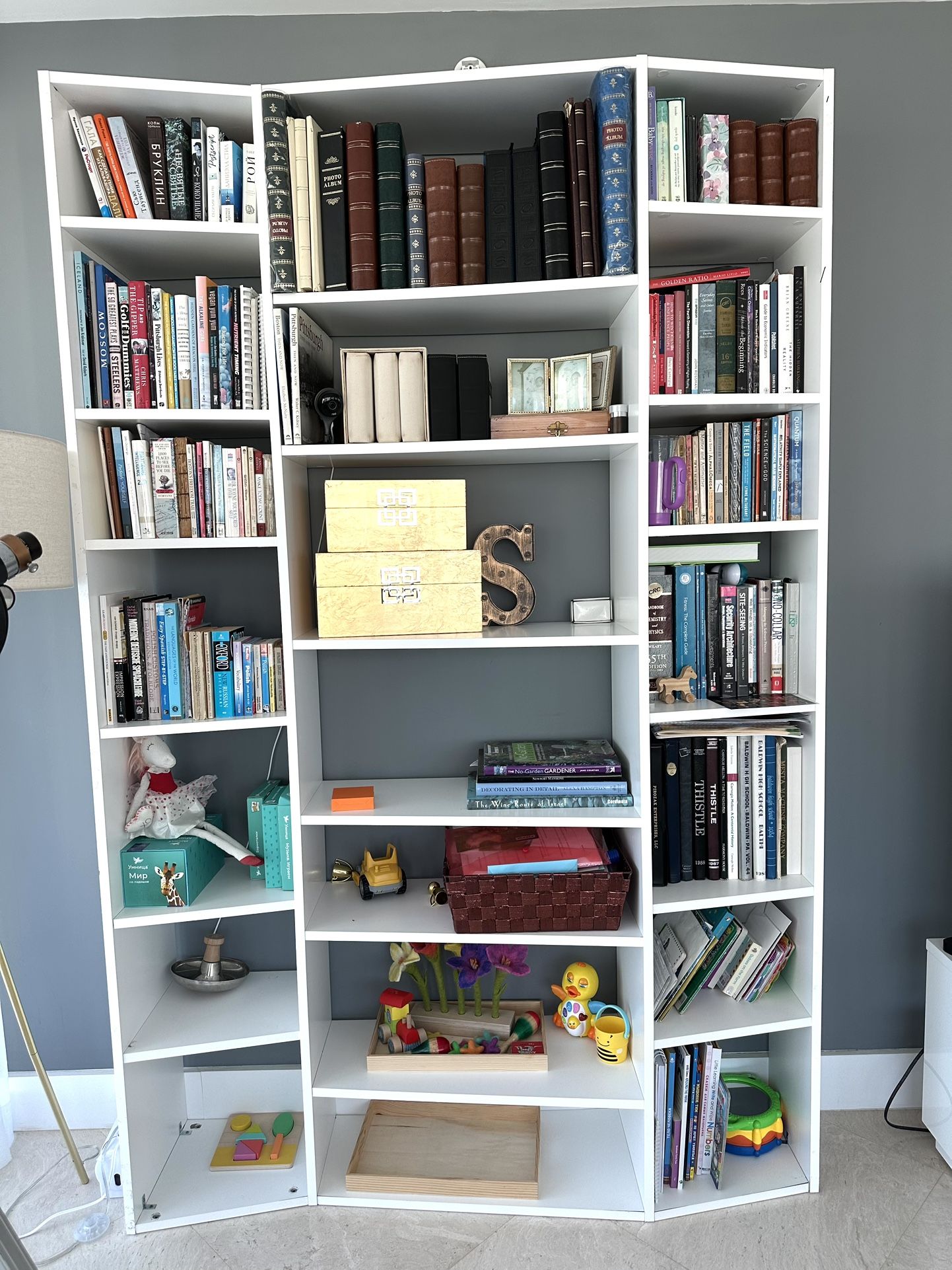 Bookcase 