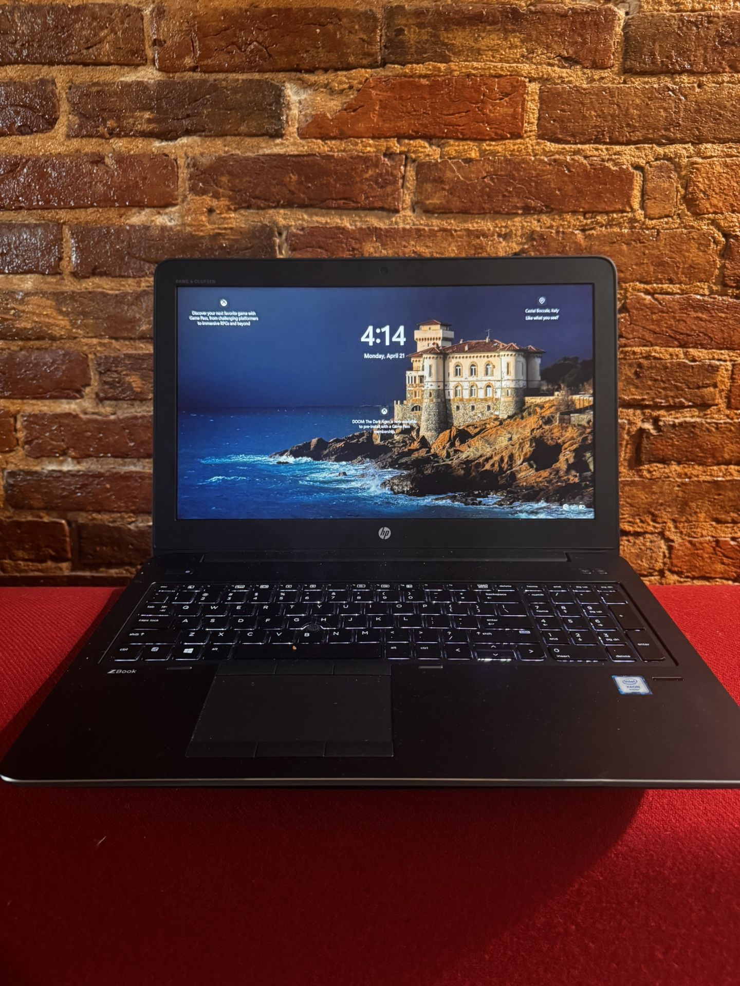HP ZBOOK 15 INCH WORKSTATION LOADED