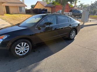 2007 Nissan Altima Black 4-Door Sedan