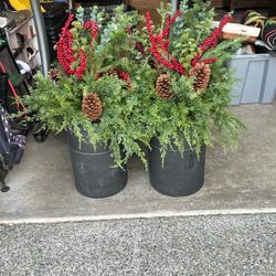 2 Ceramic Christmas Entryway Pots 
