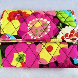 Rare Vera Bradley Floral Wallet Trifold Zippered Change Snap Flap Over Closure