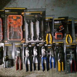KLEIN TOOLS PLIERS, SCREWDRIVERS, WRENCHES AND CUTTERS
