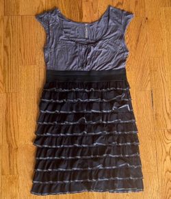 Mitto to the World Grey Knit & Black Tiered Ruffle Mini Dress Size M Medium