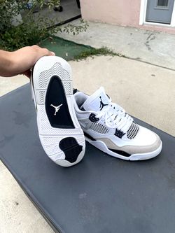 Nike Air Jordan 4’s Retro Size 10