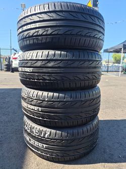 4 USED  P225/45R17 LIONHART