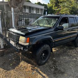 Jeep Grand Cherokee Take All  For Parts Or Fix