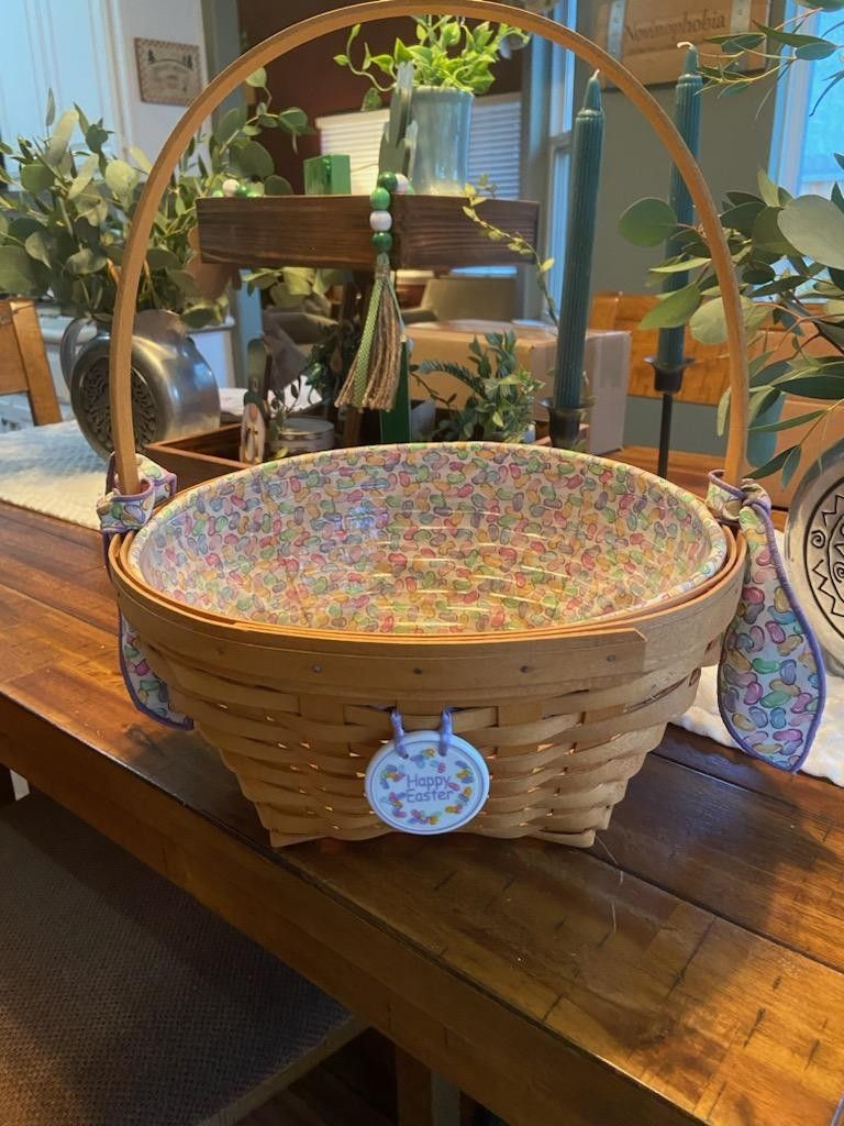 Longaberger 2000 Large Easter Basket Stained