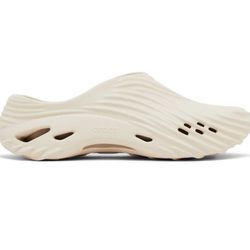NEW 2025 CROCS ECHO WAVE “Almond Tint” Sz9