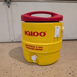 Igloo cooler 3 gal