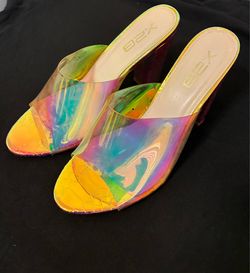 Holographic chunky block heels
