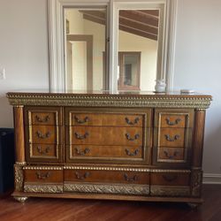 Pulaski Solid Wood Brown Dresser