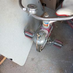 Murray tricycle fire chief original has the Bell everything's good but you need a seat $80