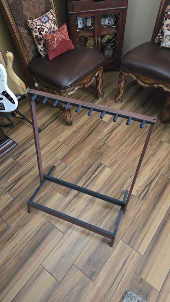 Folding Guitar Rack