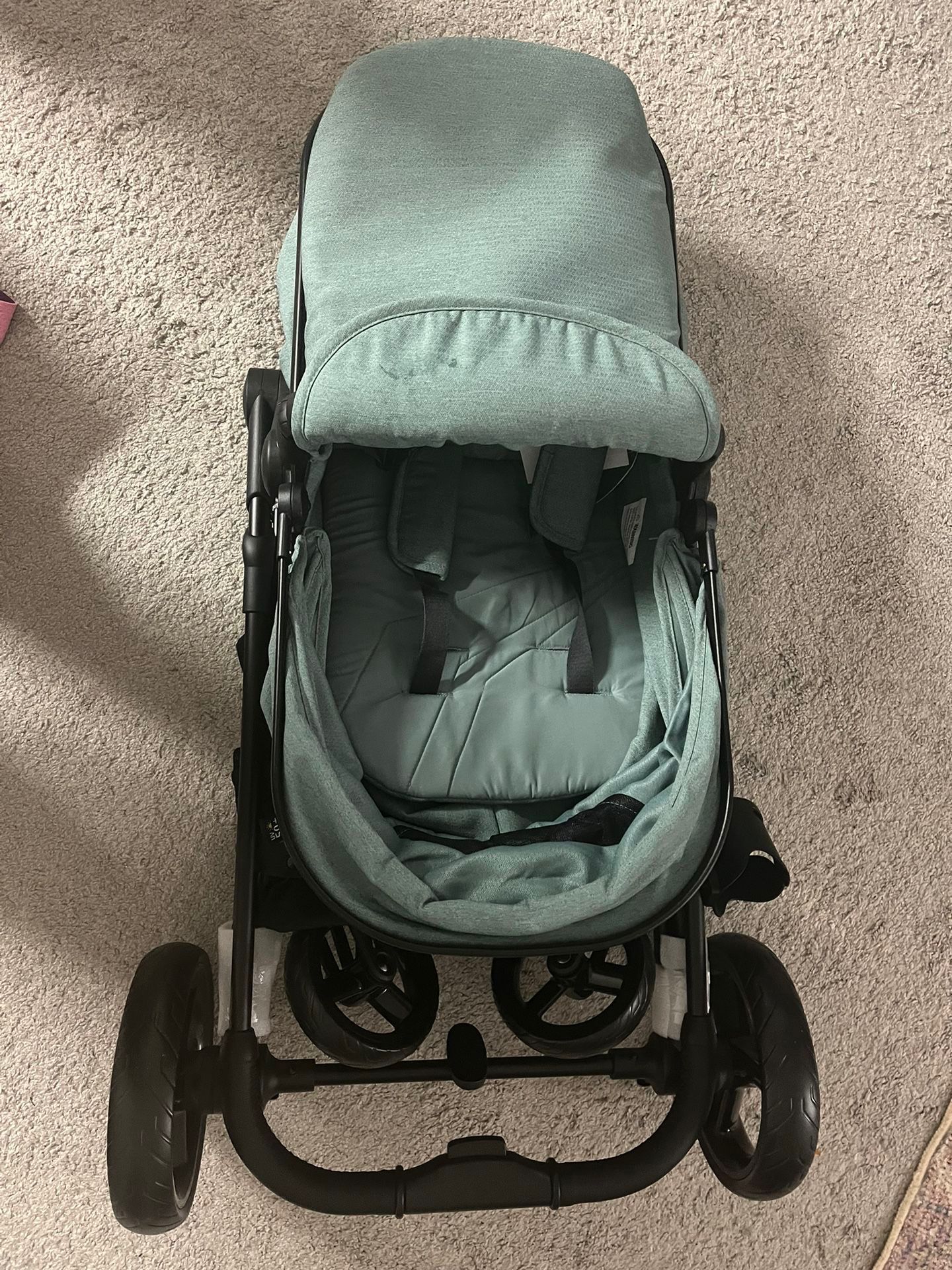 Mom push Stroller Wiz 2-in-1 (Brand New)