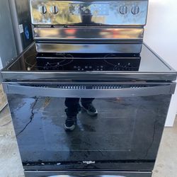Stove Black And Stainless 